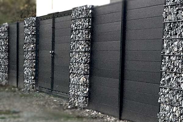 Kunststoffzaun aus Polen