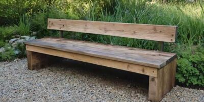 Holzbänke aus Polen