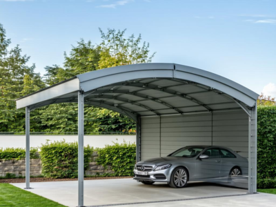 Aluminium-Carport aus Polen: Vorteile gegenüber Holzmodellen