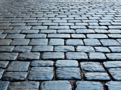 Pflastersteine aus Polen: Wie finde ich die richtige Qualität für meine Einfahrt